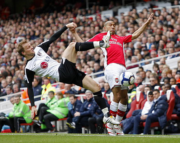 这使得他成 这使得他成